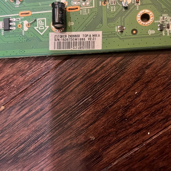 VIZIO 26” Tv motherboard - Picture 2 of 7